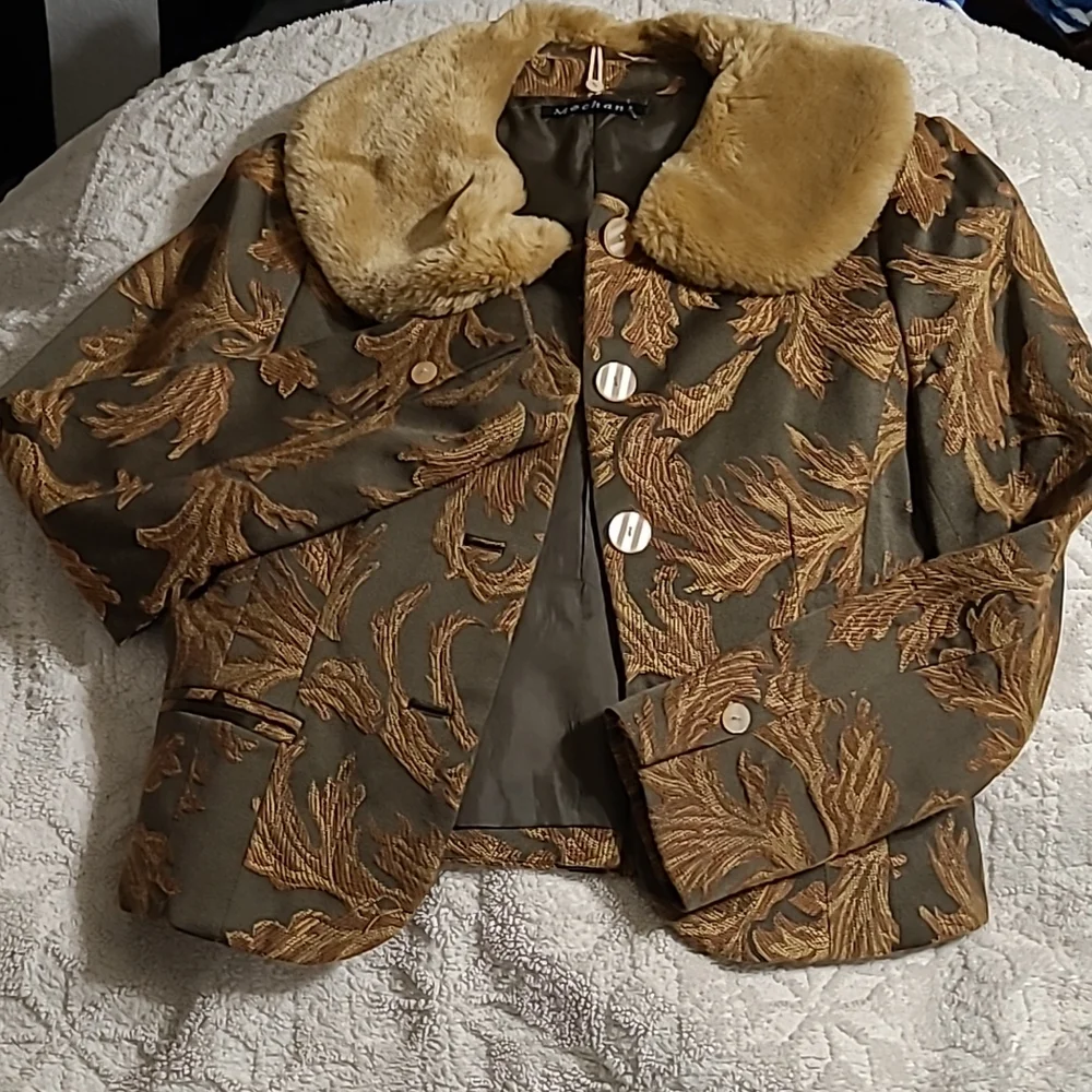 Embroidered Blazer - Picture 3 of 7